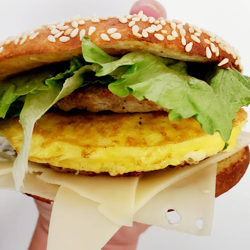 132 Ahrens St W, Kitchener, ON N2H 4C7