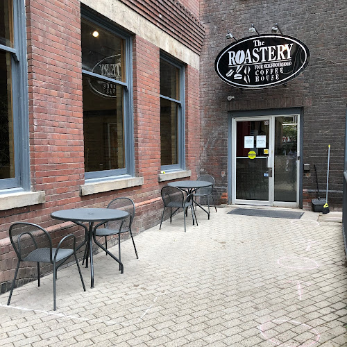 401 Richmond St W Suite 135, Toronto, ON M5V 3A8