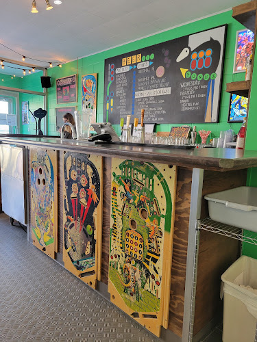 Comentarii opinii despre Pokeys Pinball Cafe