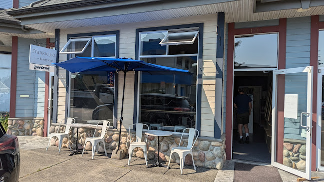 Comentarii opinii despre FrankieJo's Bakery Café