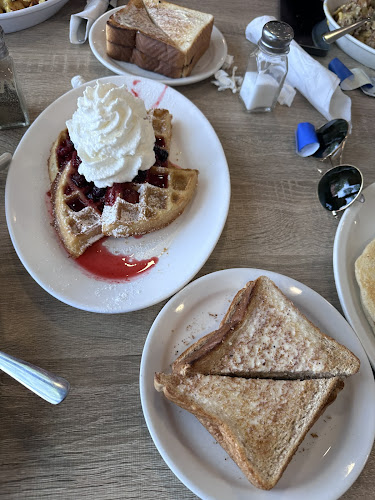 Humpty's Big Plate Diner - Lethbridge