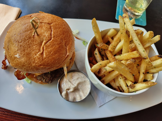 Opinii despre Cactus Club Cafe în Nanaimo - Hospitality and gastronomy