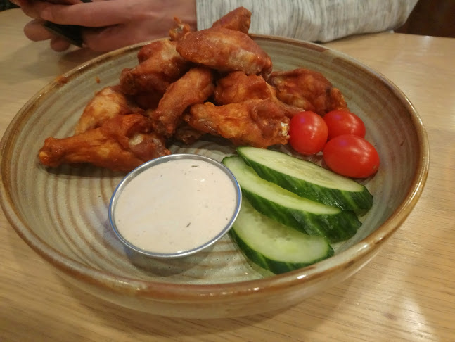 Opinii despre Southland Yard Bar and Table în Calgary - Hospitality and gastronomy