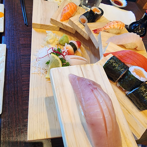 Sushi Umi (North Vancouver) - North Vancouver