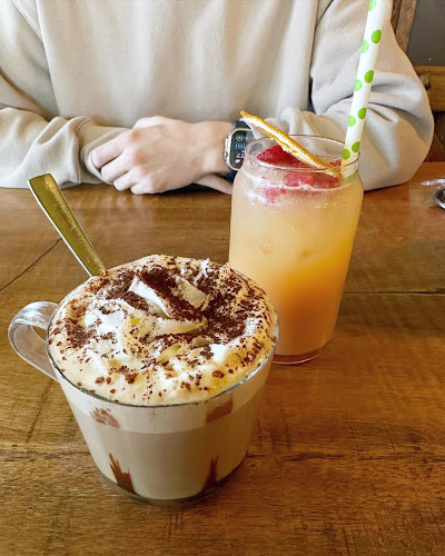 Comentarii opinii despre Tiramisu Bistro