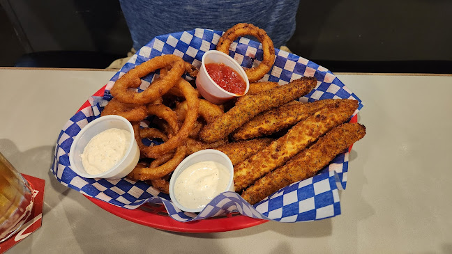 Dog House Sports Bar Azilda - Greater Sudbury