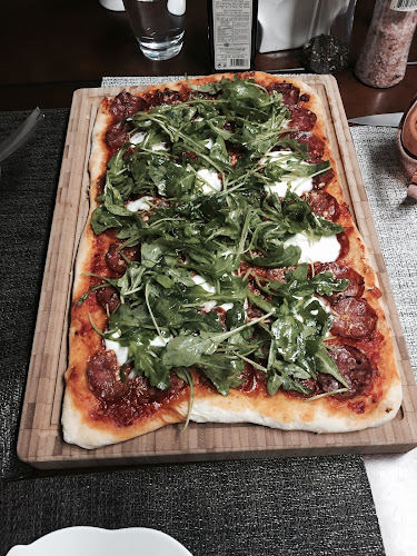 Puccini's Deli - North Vancouver