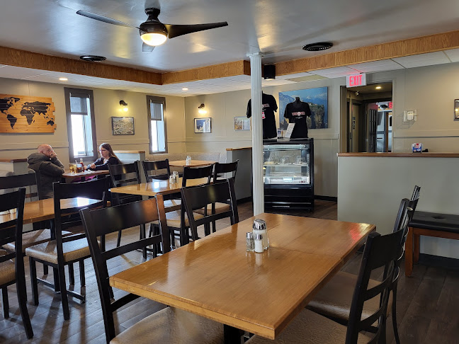 855 Grandview St W, Moose Jaw, SK S6H 5L7