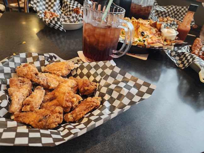 Opinii despre DayzOff Pub în Medicine Hat - Hospitality and gastronomy