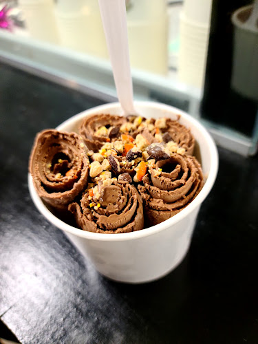 Comentarii opinii despre eZ Rolls Icecream