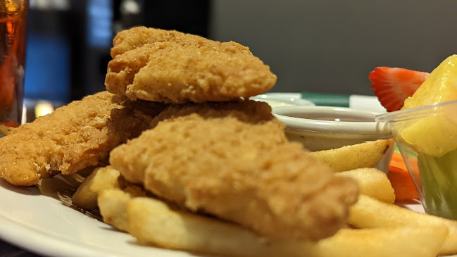 Harold's Kitchen & Bar