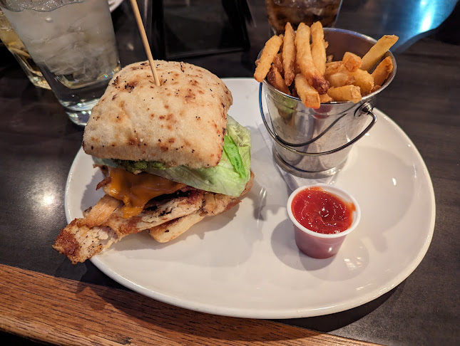 Comentarii opinii despre The Unicorn