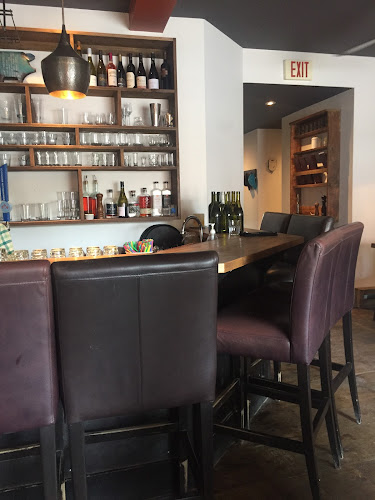 Comentarii opinii despre Tennessy Willems