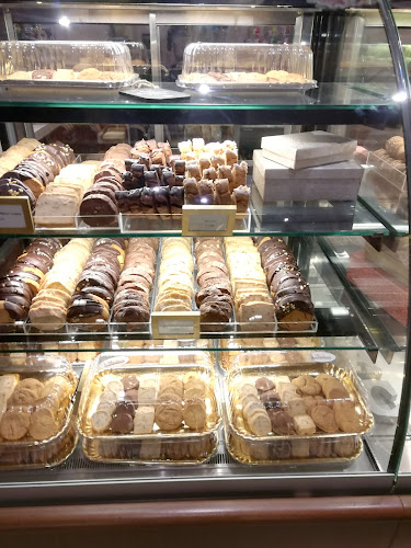 Le Macaron - Hospitality and gastronomy