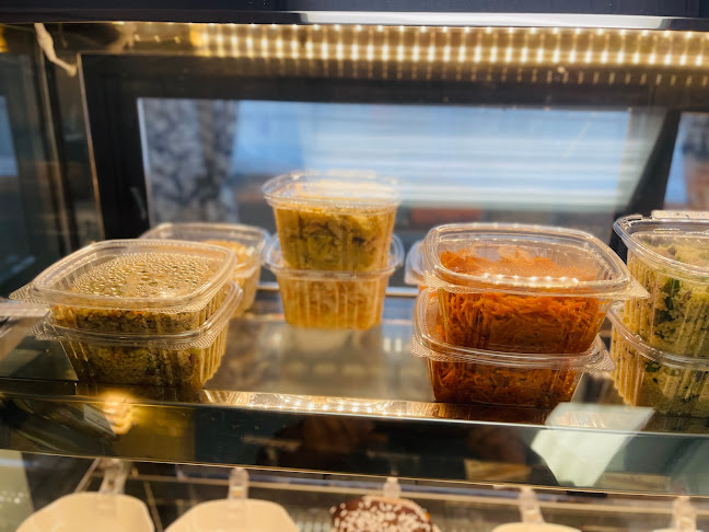 Opinii despre European Deli & Bakery în London - Hospitality and gastronomy