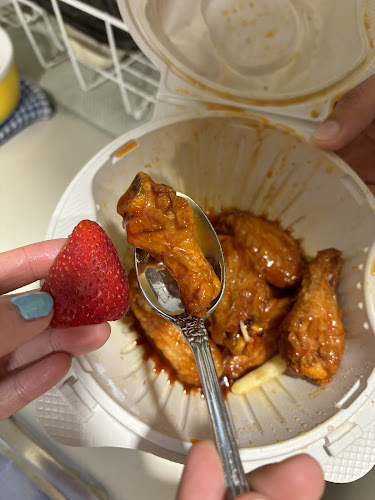 Pizza Hut - Hospitality and gastronomy