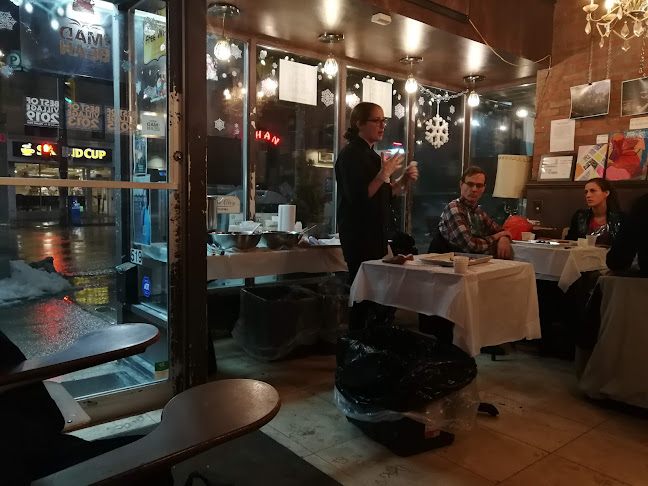 Comentarii opinii despre The Mad Bean Coffee House