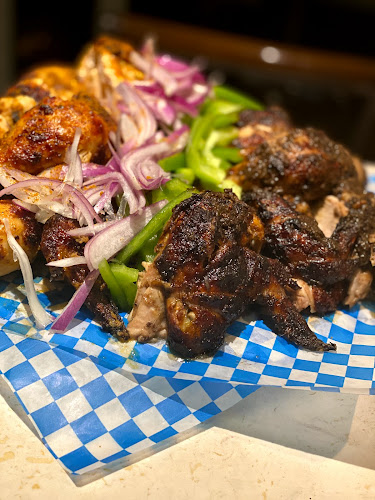 92 Jackson St E, Hamilton, ON L8N 1L2