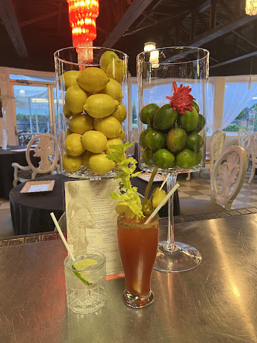 Comentarii opinii despre Light House Lounge & Grill