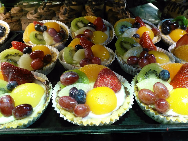 Stuart's Bakery - Vancouver