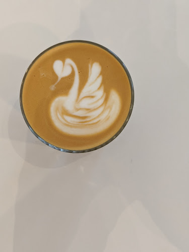 112 W Broadway, Vancouver, BC V5Y 1P1