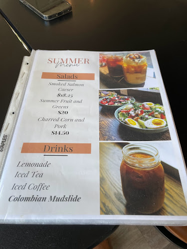 Comentarii opinii despre HomeQuarter Coffeehouse & Bakery