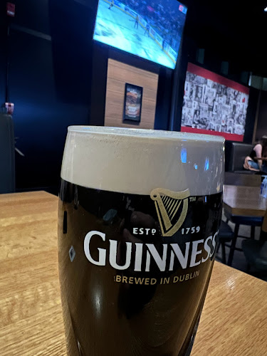 722 85 St SW #601, Calgary, AB T3H 6B6