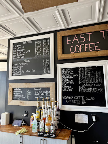 2318 Danforth Ave Unit 5, East York, ON M4C 1K7