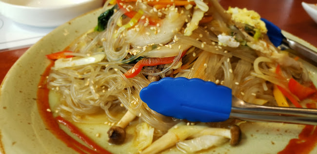 Meat table 육첩반상 (Hwaro Korean BBQ) - Coquitlam