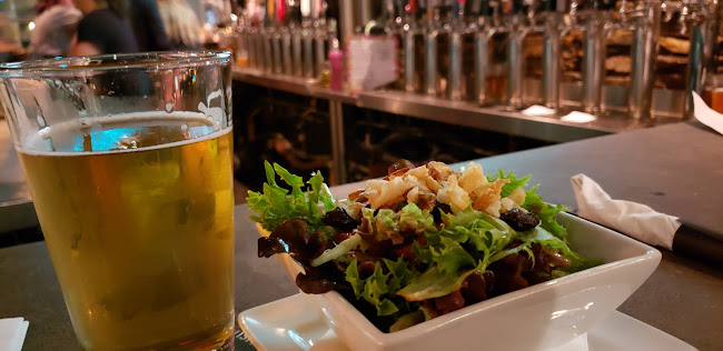 2360 Commercial Dr, Vancouver, BC V5N 4B7