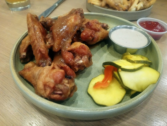 Southland Yard Bar and Table - Calgary