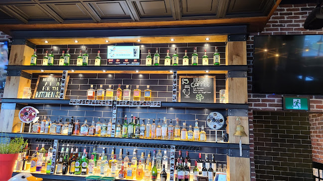 Fionn MacCool's - Hospitality and gastronomy