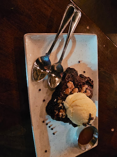 6986 Financial Dr unit #6, Mississauga, ON L5N 8J4