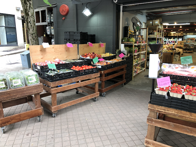 Foxy Farm Market - Hospitality and gastronomy