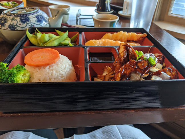 Opinii despre Ichiban Sushi Restaurant în Courtenay - Hospitality and gastronomy