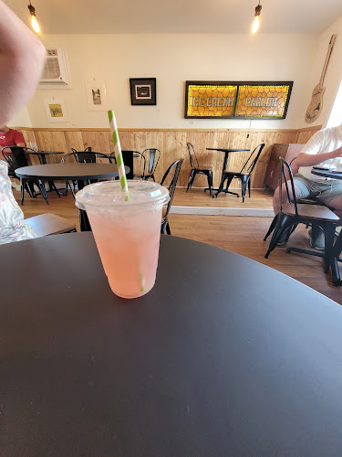 Comentarii opinii despre The Battery Cafe