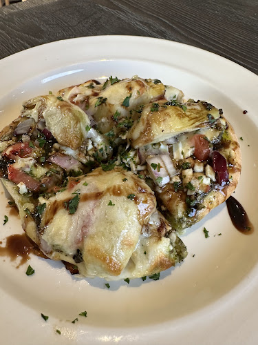 Adrian's At The Airport - Hospitality and gastronomy