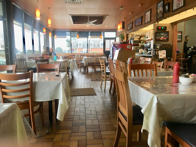 Sal's Family Restaurant - Sarnia
