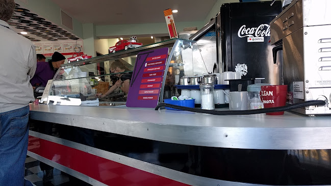 8603 47 Ave NW, Calgary, AB T3B 2A1