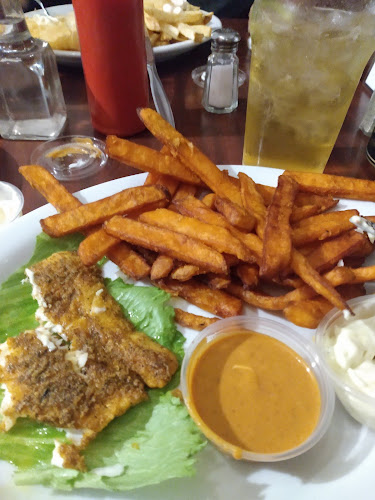 The Rose & Crown Restaurant family pub and restaurant - Kingston