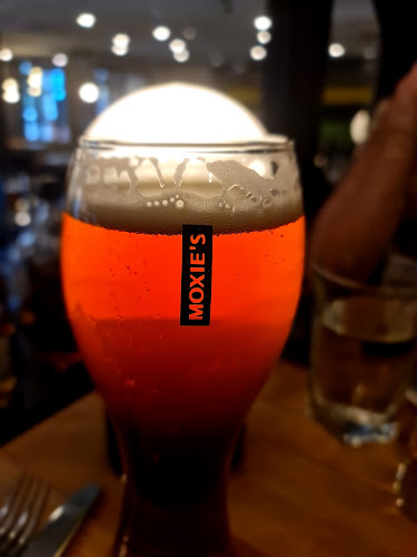 Opinii despre Moxies Calgary Downtown Restaurant în Calgary - Hospitality and gastronomy