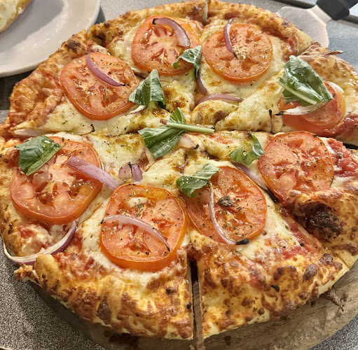 Pino's Pizza - Stratford