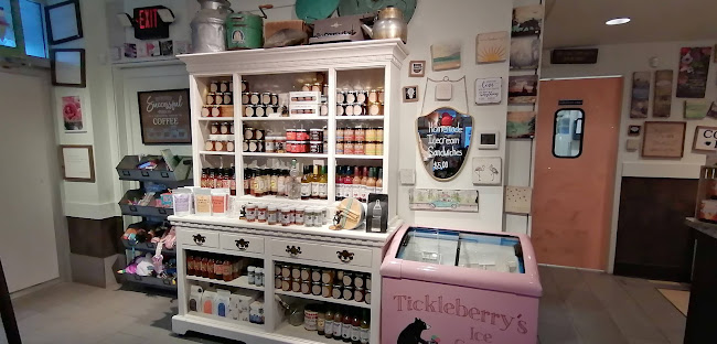 202 Main St, Penticton, BC V2A 5B2