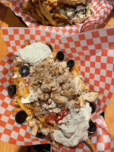 Opinii despre The Crazy Canuck Kitchener în Kitchener - Hospitality and gastronomy