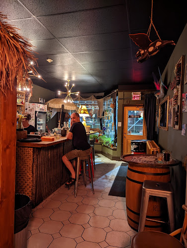 The Grand Surf Lounge