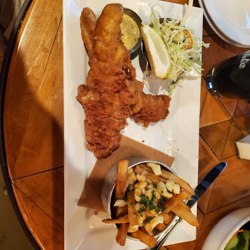 45 King George Rd, Brantford, ON N3R 5K2