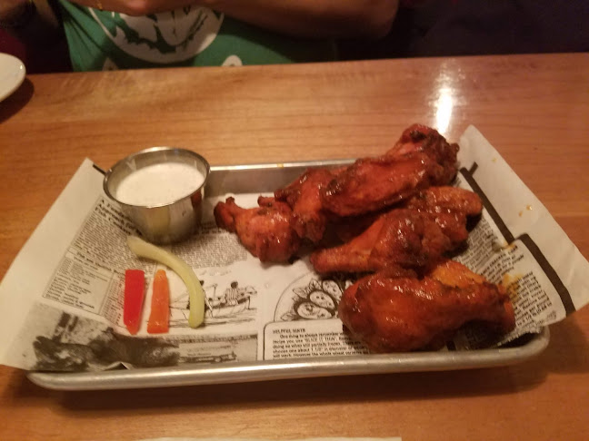 Smoke and Bones BBQ - Hospitality and gastronomy