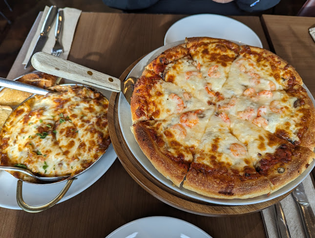 Neighbour's Restaurant & Pizza House - Vancouver