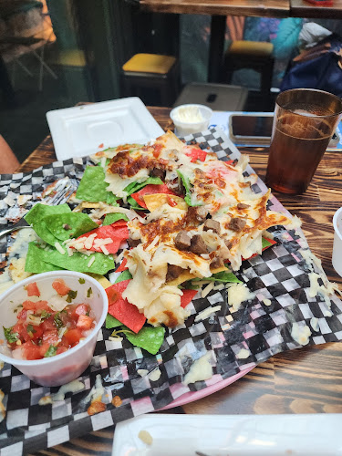 Opinii despre Mangos Kitchen Bar în Vancouver - Hospitality and gastronomy