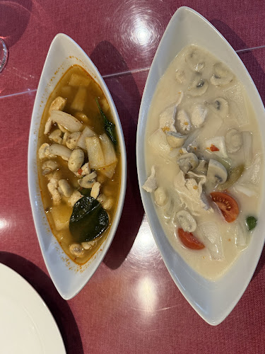 Opinii despre Noi Thai Restaurant în Edmonton - Hospitality and gastronomy